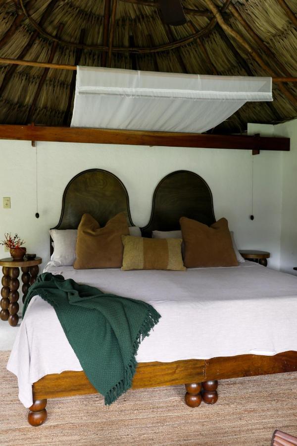 Jade Jungle Resort Teakettle Village Exterior photo
